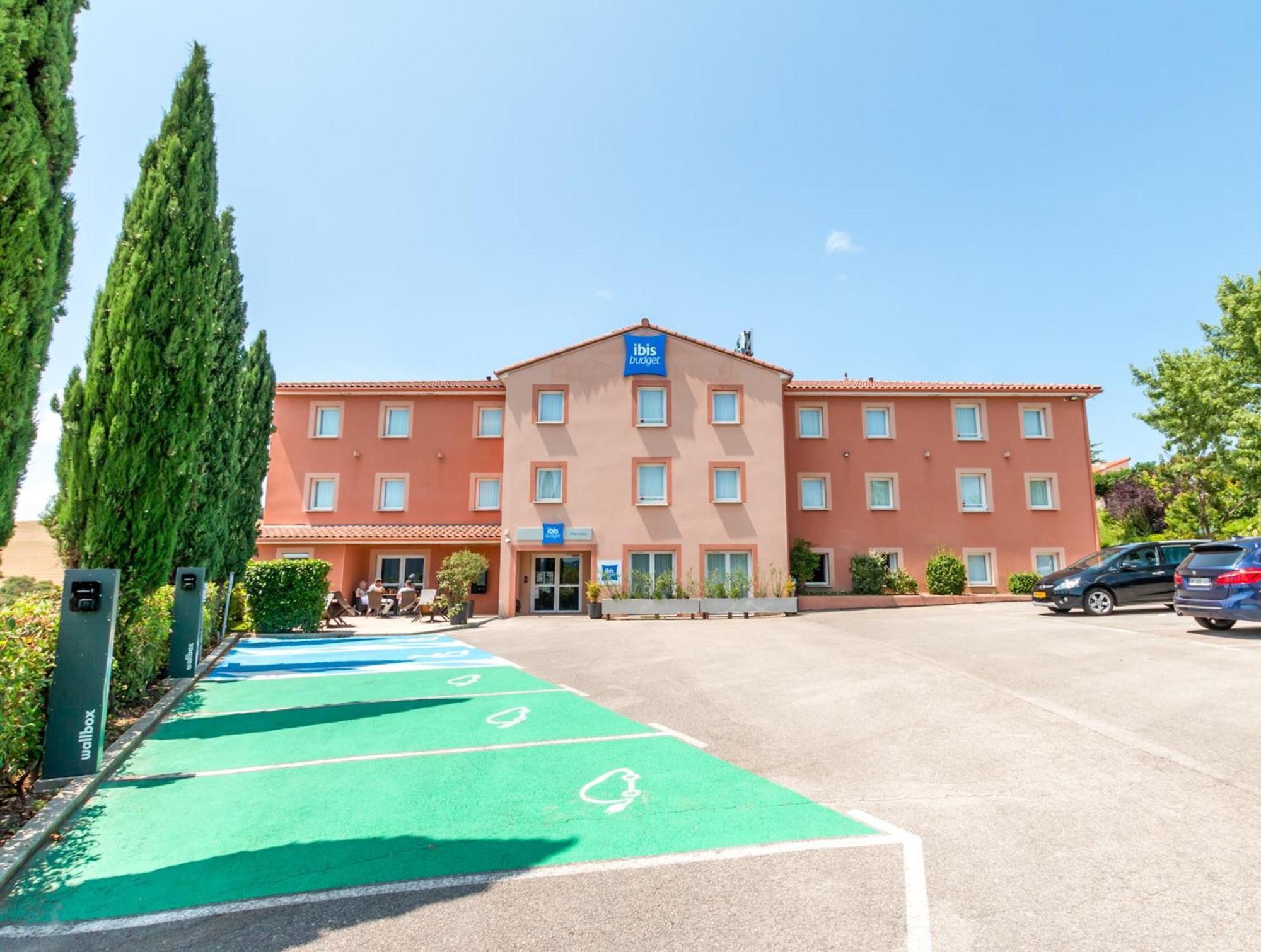 Ibis Budget Millau Viaduc エクステリア 写真